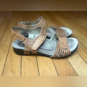 Abeo Bijou Sandal Open Toe Tan Wedge Leather Hook and Loop WN10